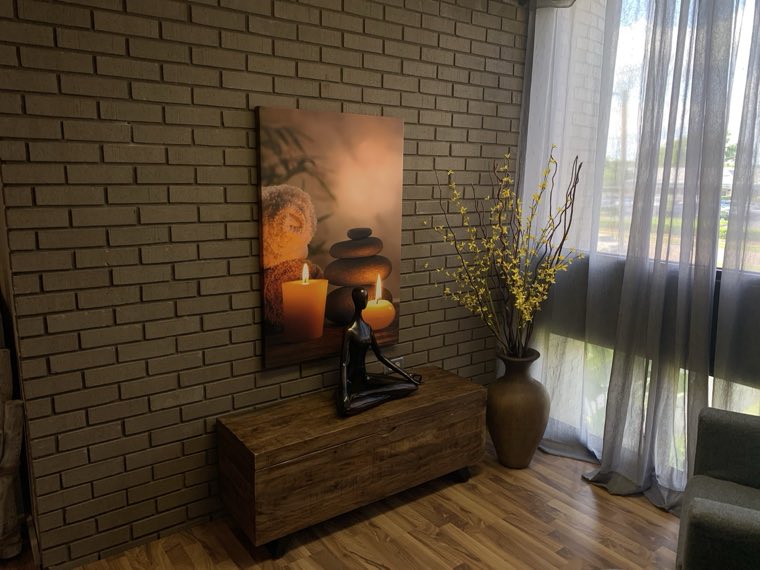 A quiet corner of the waiting room