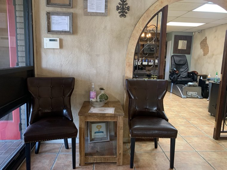 Seating and stylist chairs in the main room